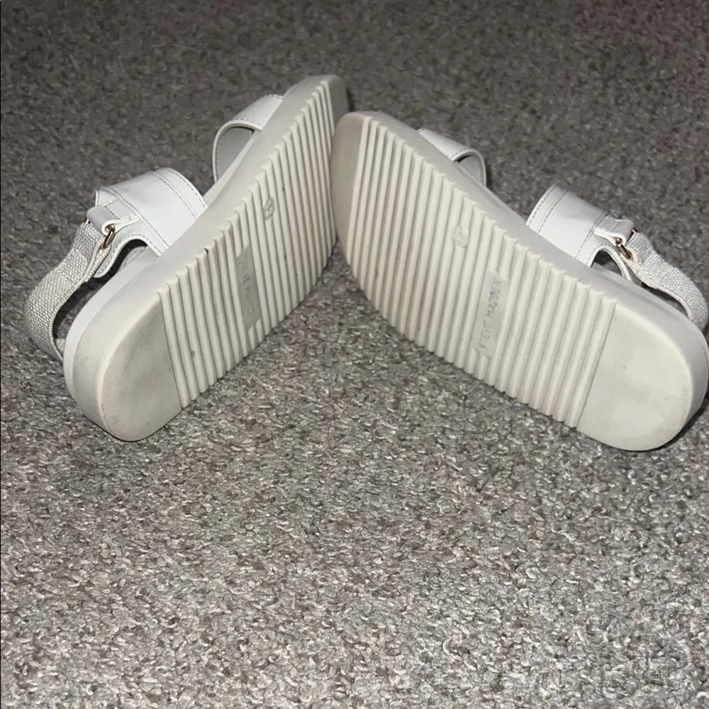 Steve Madden two wide fit